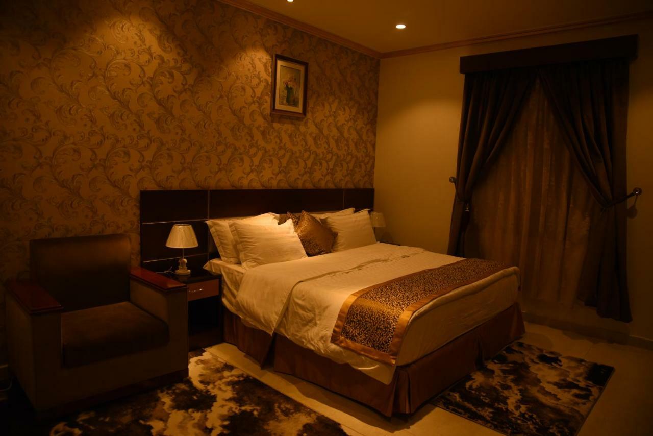 Pearl Palace Hotel Suits マディーナ エクステリア 写真