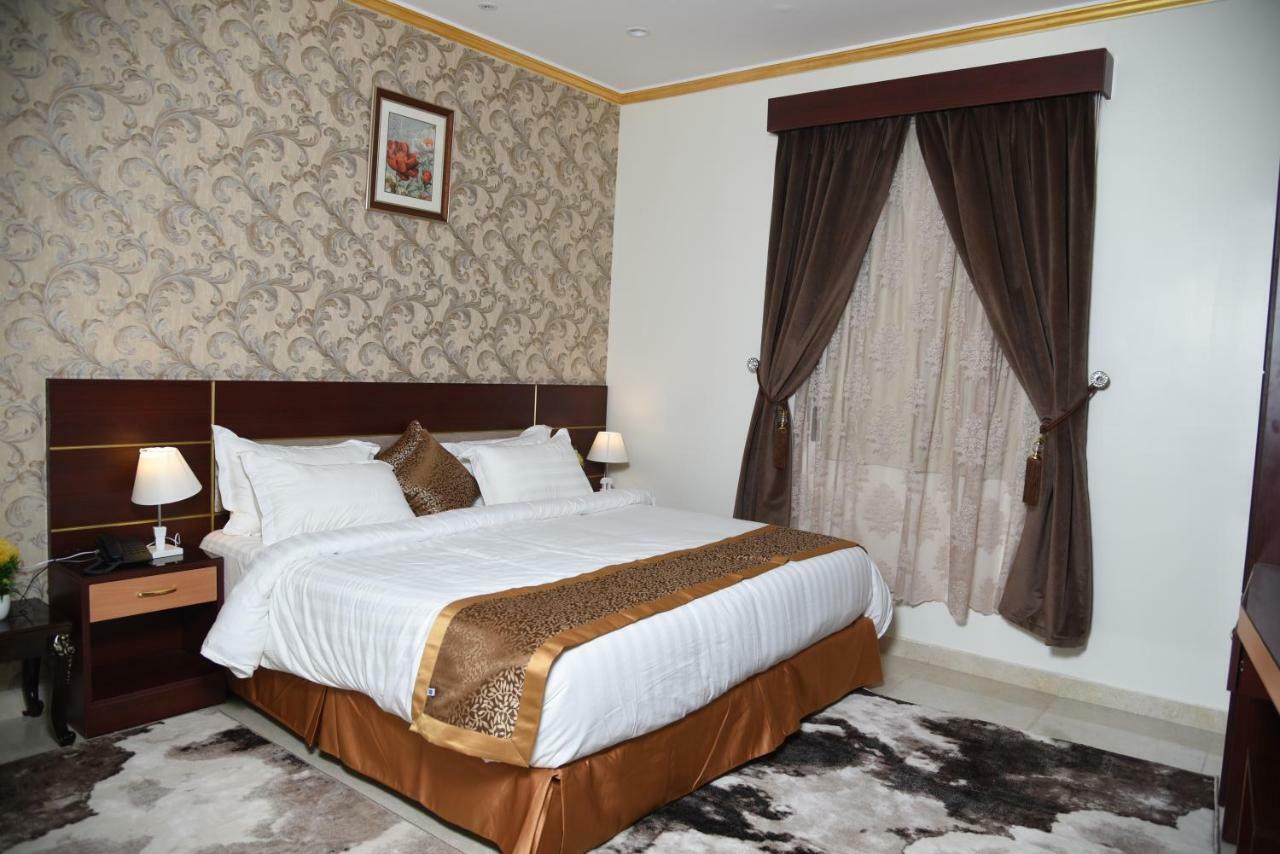 Pearl Palace Hotel Suits マディーナ エクステリア 写真