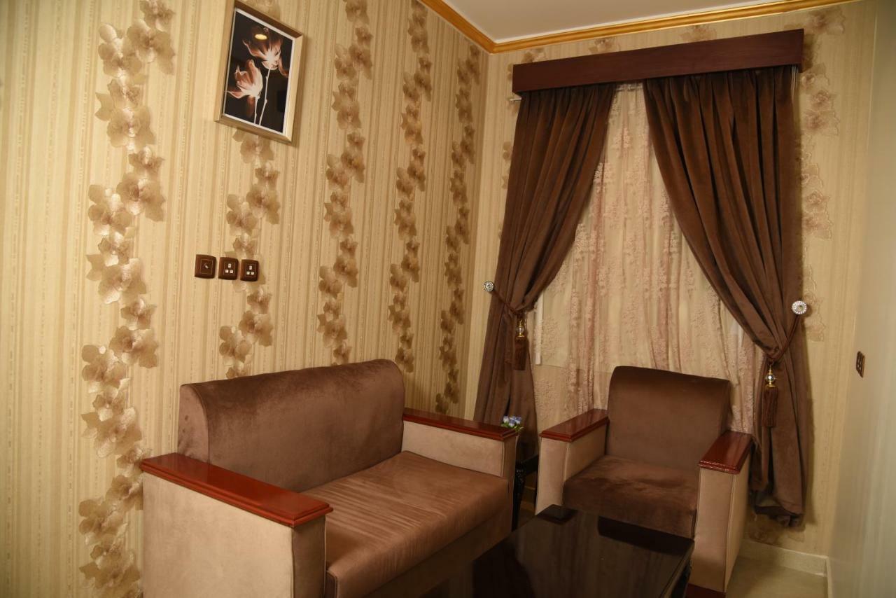 Pearl Palace Hotel Suits マディーナ エクステリア 写真
